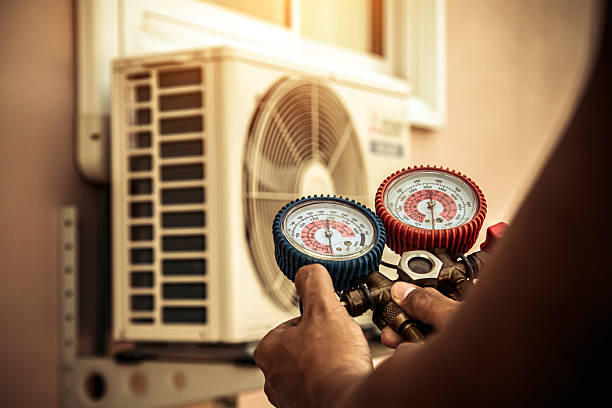 Professional Hvac Maintenance technician working in Amherst, TX